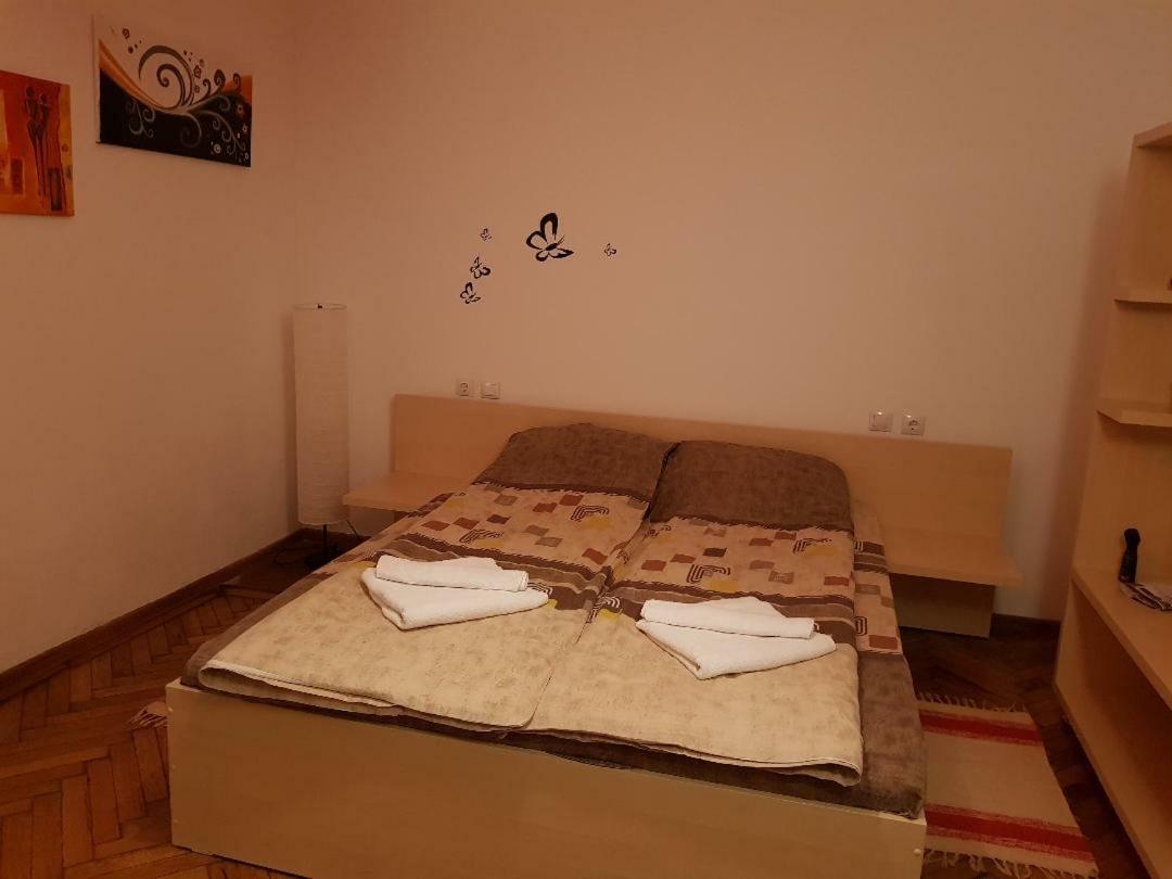 شقة Apartament Ultracentral سيبيو المظهر الخارجي الصورة